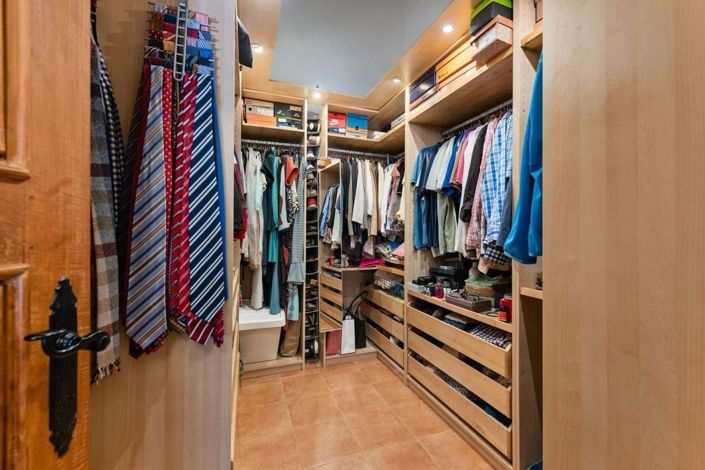 Image No.17-4 Bed Villa for sale