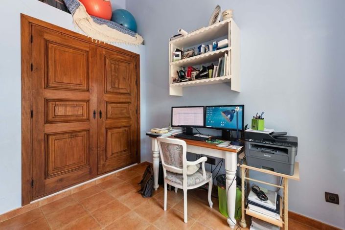 Image No.21-4 Bed Villa for sale