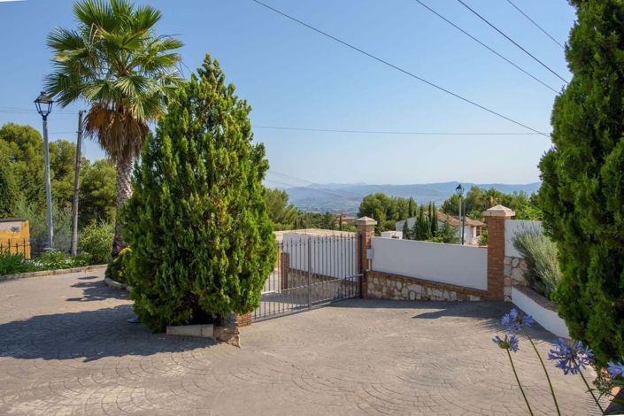 Image No.30-4 Bed Villa for sale