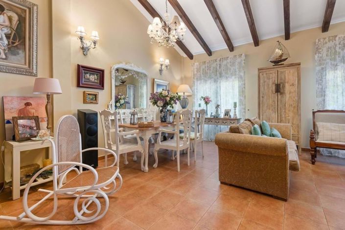 Image No.6-4 Bed Villa for sale