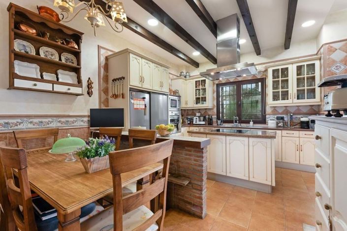 Image No.9-4 Bed Villa for sale