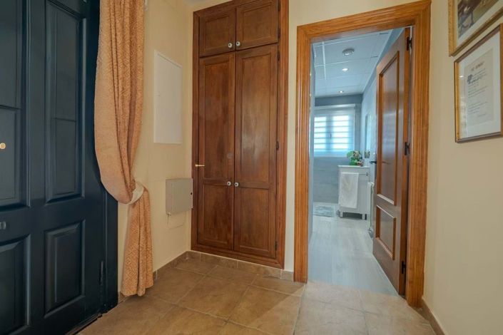 Image No.11-5 Bed Villa for sale