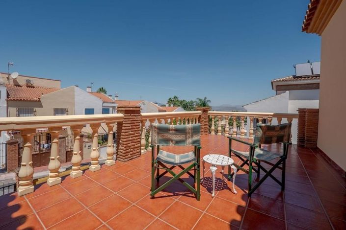 Image No.25-5 Bed Villa for sale