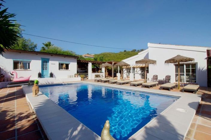 Image No.58-4 Bed Villa for sale