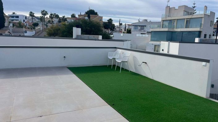 Image No.17-3 Bed Villa for sale