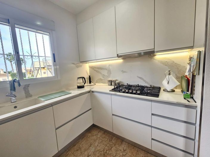 Image No.10-3 Bed Villa for sale