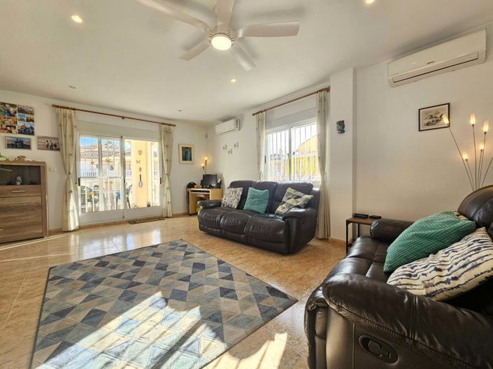 Image No.7-3 Bed Villa for sale