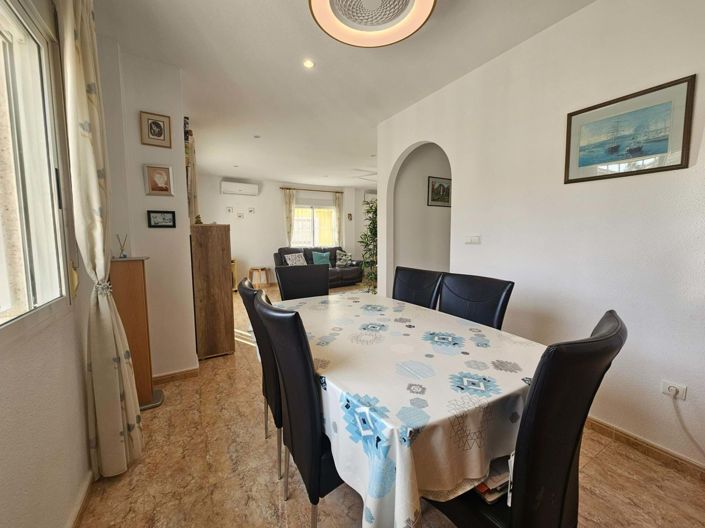 Image No.9-3 Bed Villa for sale