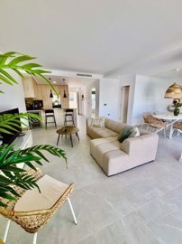 1447-663012-78d1f4f8b6655591b02d22fabb36a692d