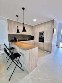 1447-663012-78d1f4f8b6655591b02d22fabb36a692d