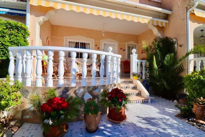 Image No.3-3 Bed Townhouse for sale