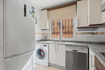 1447-663118-78d1f4f8b6655591b02d22fabb36a692d