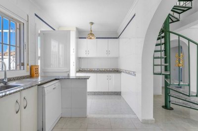 1447-663120-78d1f4f8b6655591b02d22fabb36a692d