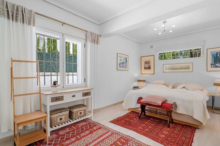 Image No.18-3 Bed Villa for sale