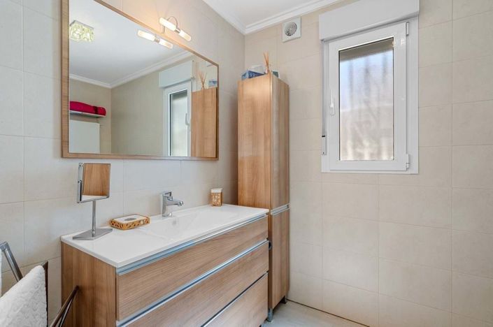 Image No.21-3 Bed Villa for sale