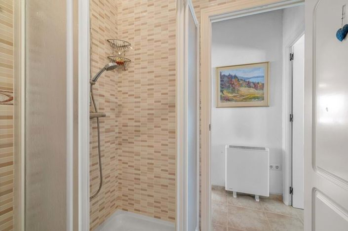 Image No.26-3 Bed Villa for sale