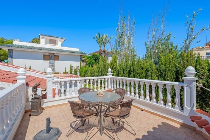 Image No.29-3 Bed Villa for sale