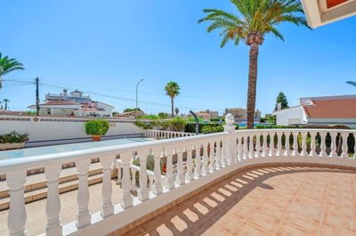 1447-663121-78d1f4f8b6655591b02d22fabb36a692d