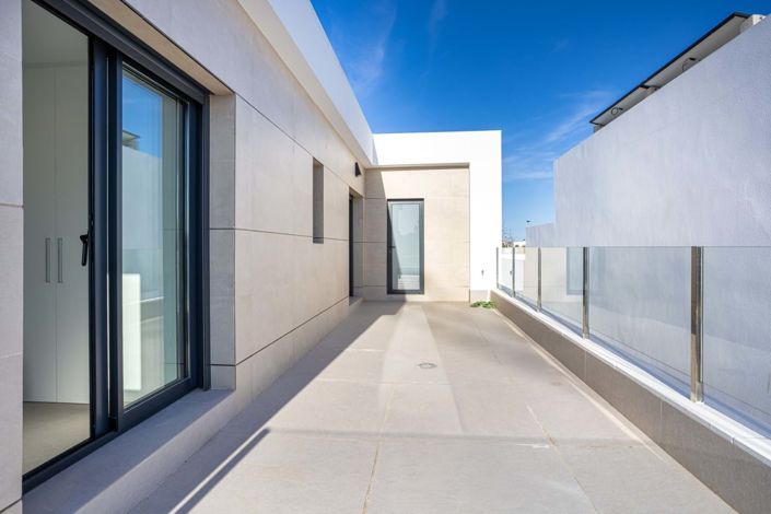 Image No.39-4 Bed Villa for sale