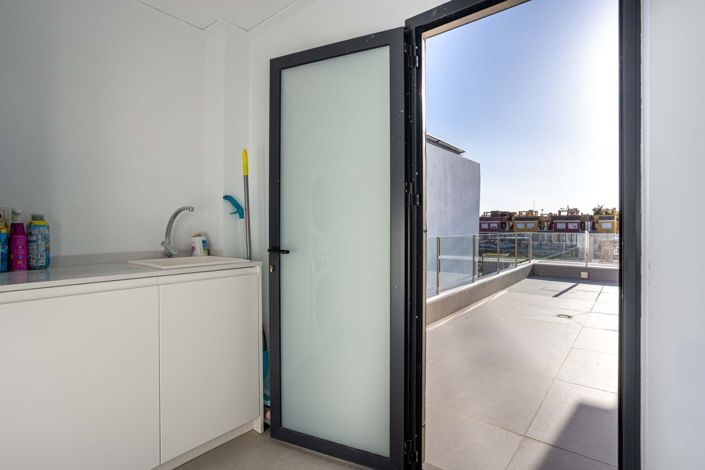 Image No.41-4 Bed Villa for sale