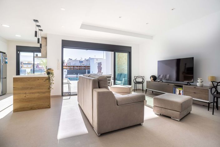 Image No.16-4 Bed Villa for sale