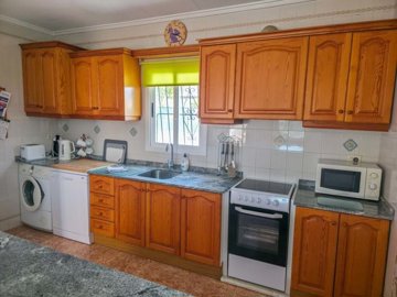 1447-663008-78d1f4f8b6655591b02d22fabb36a692d