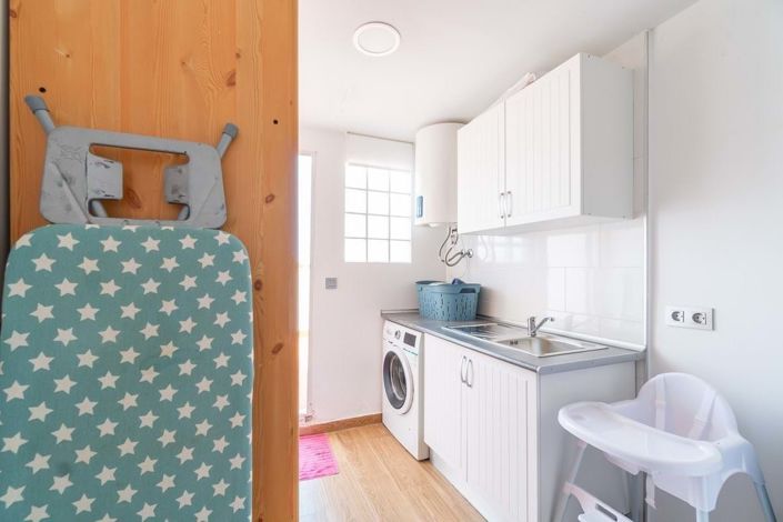 Image No.19-2 Bed Townhouse for sale