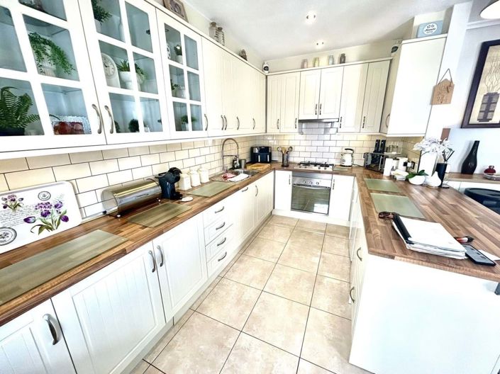 Image No.8-2 Bed Villa for sale