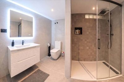 1447-663254-78d1f4f8b6655591b02d22fabb36a692d