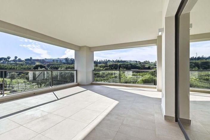 Image No.30-3 Bed Apartment for sale