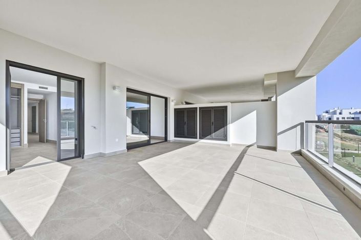 Image No.36-3 Bed Apartment for sale