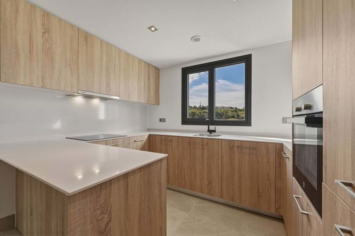 Image No.40-3 Bed Apartment for sale