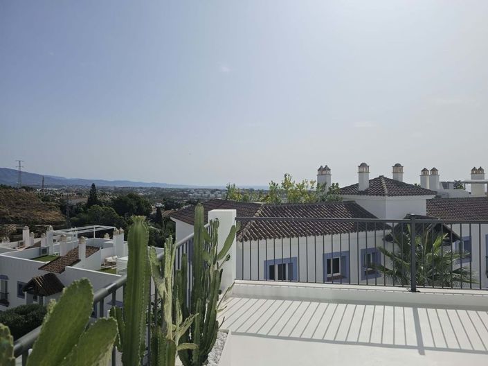 Image No.3-Appartement de 3 chambres à vendre à Estepona