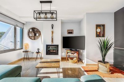 1447-662960-78d1f4f8b6655591b02d22fabb36a692d