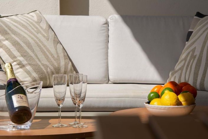 Image No.37-2 Bed Apartment for sale