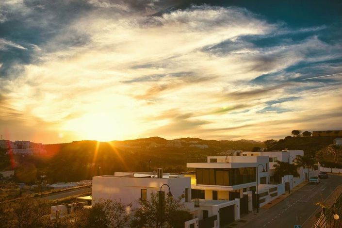 Image No.33-3 Bed Semi-Detached for sale