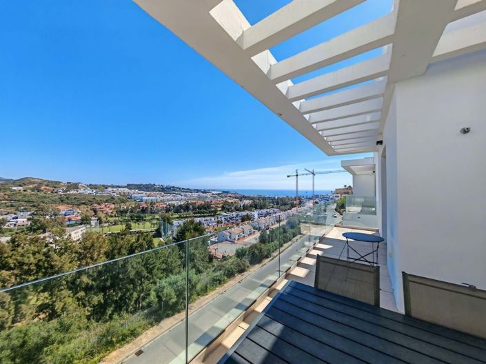 Image No.19-3 Bed Apartment for sale