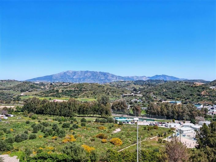 Image No.20-3 Bed Apartment for sale