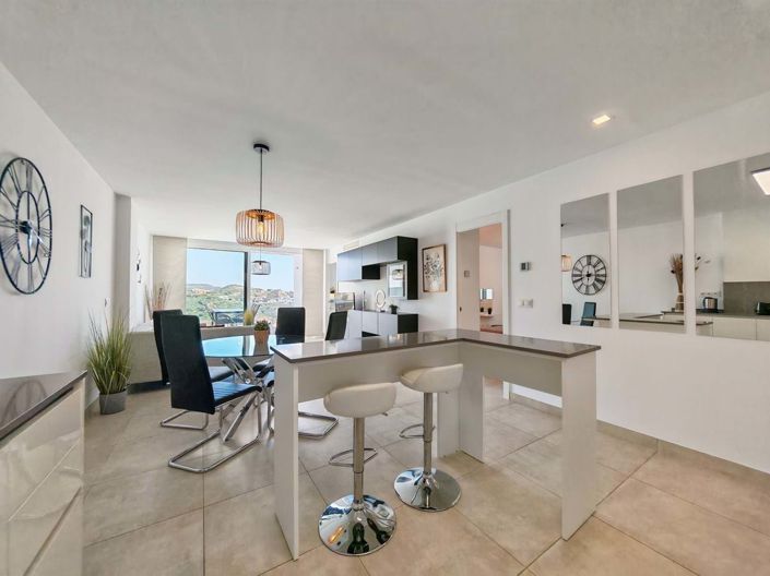 Image No.4-3 Bed Apartment for sale