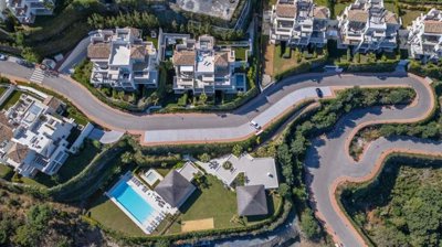 1447-663285-78d1f4f8b6655591b02d22fabb36a692d