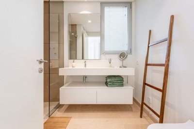 1447-663285-78d1f4f8b6655591b02d22fabb36a692d