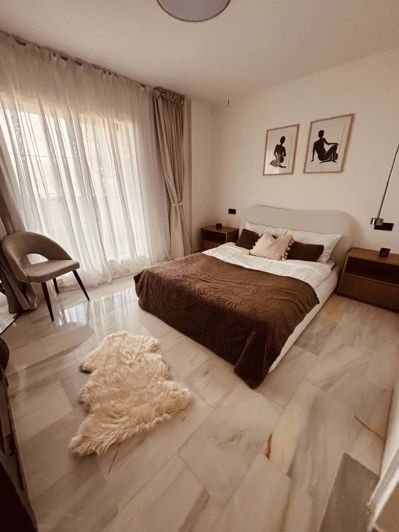 Image No.20-2 Bed Apartment for sale