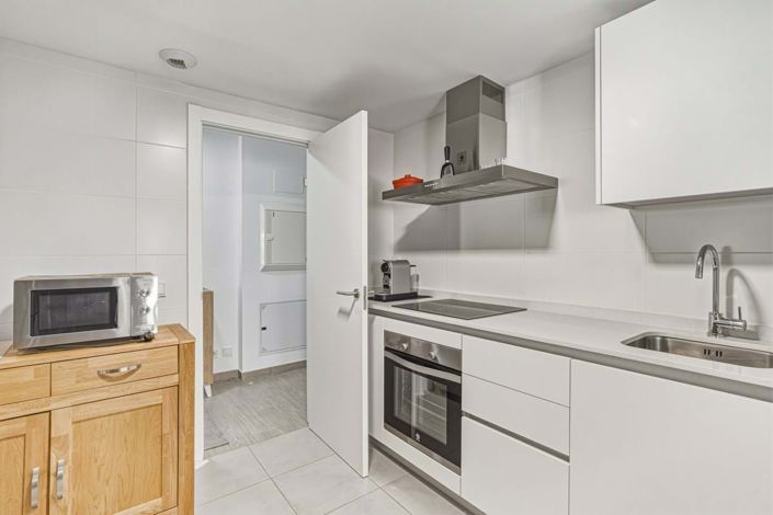 Image No.19-2 Bed Apartment for sale