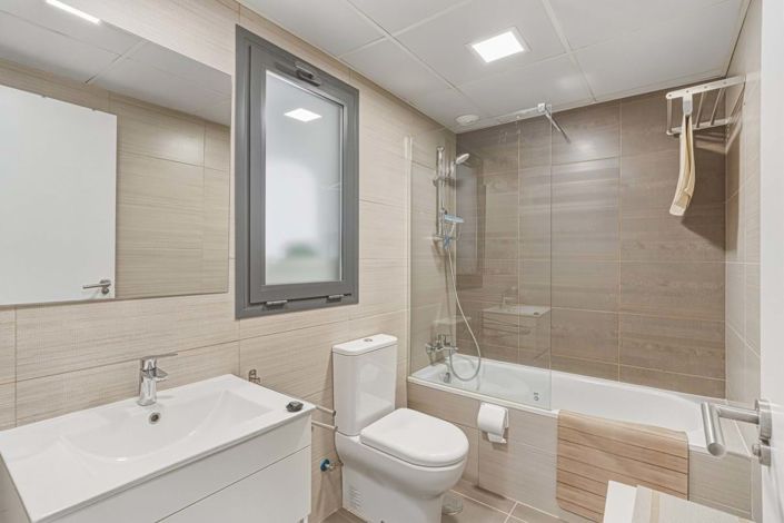 Image No.20-2 Bed Apartment for sale