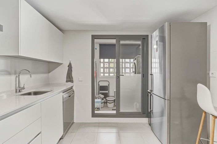 Image No.3-2 Bed Apartment for sale