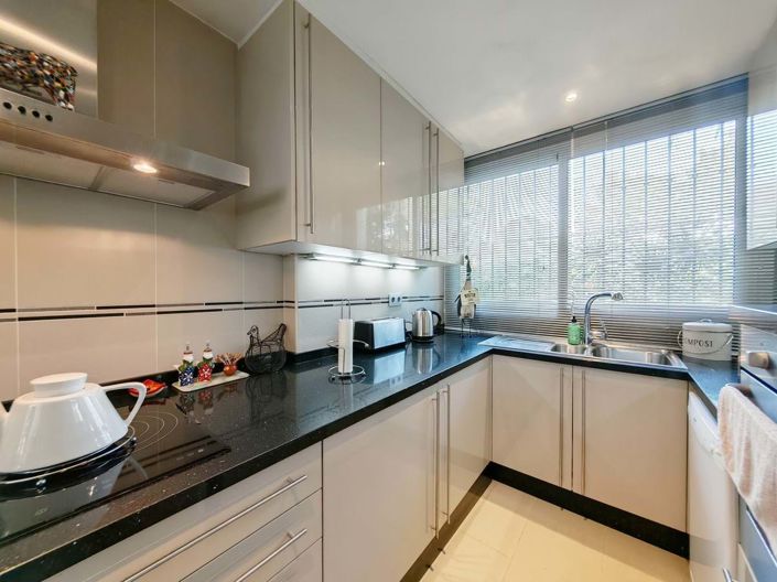 Image No.5-2 Bed Apartment for sale