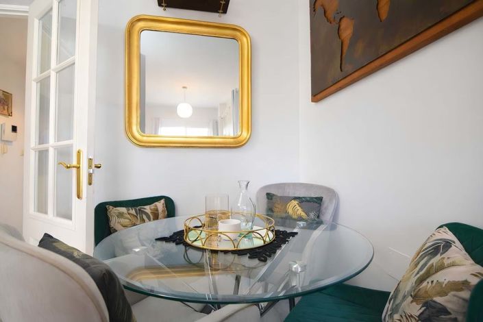 Image No.12-2 Bed Apartment for sale