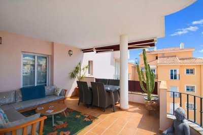 1447-663289-78d1f4f8b6655591b02d22fabb36a692d