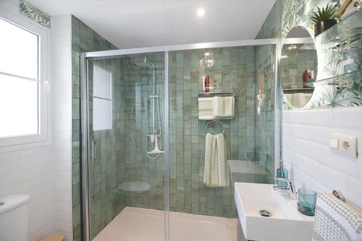 Image No.33-2 Bed Apartment for sale