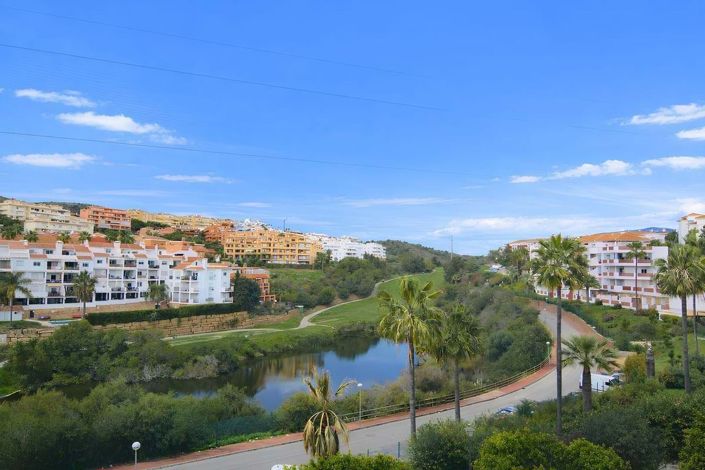 Image No.34-2 Bed Apartment for sale